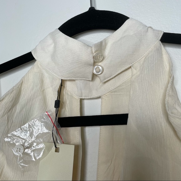 Dance & Marvel Romper Cold Shoulder High Neck Cream Shorts Size M - Picture 8 of 13